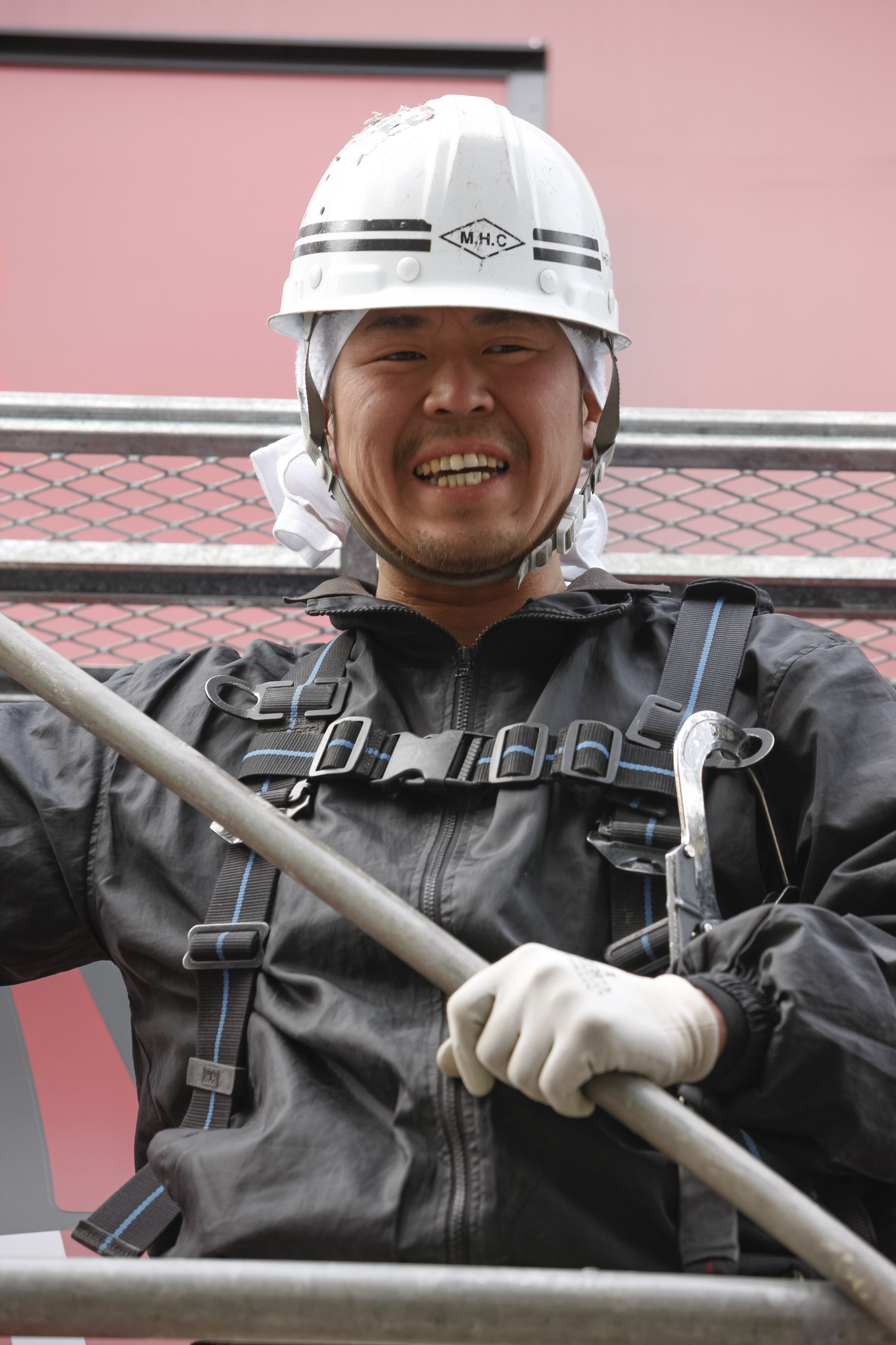 川島工業の社長、川島完一さんビル上